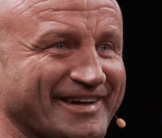 pudzian-dociążenie-mini.gif